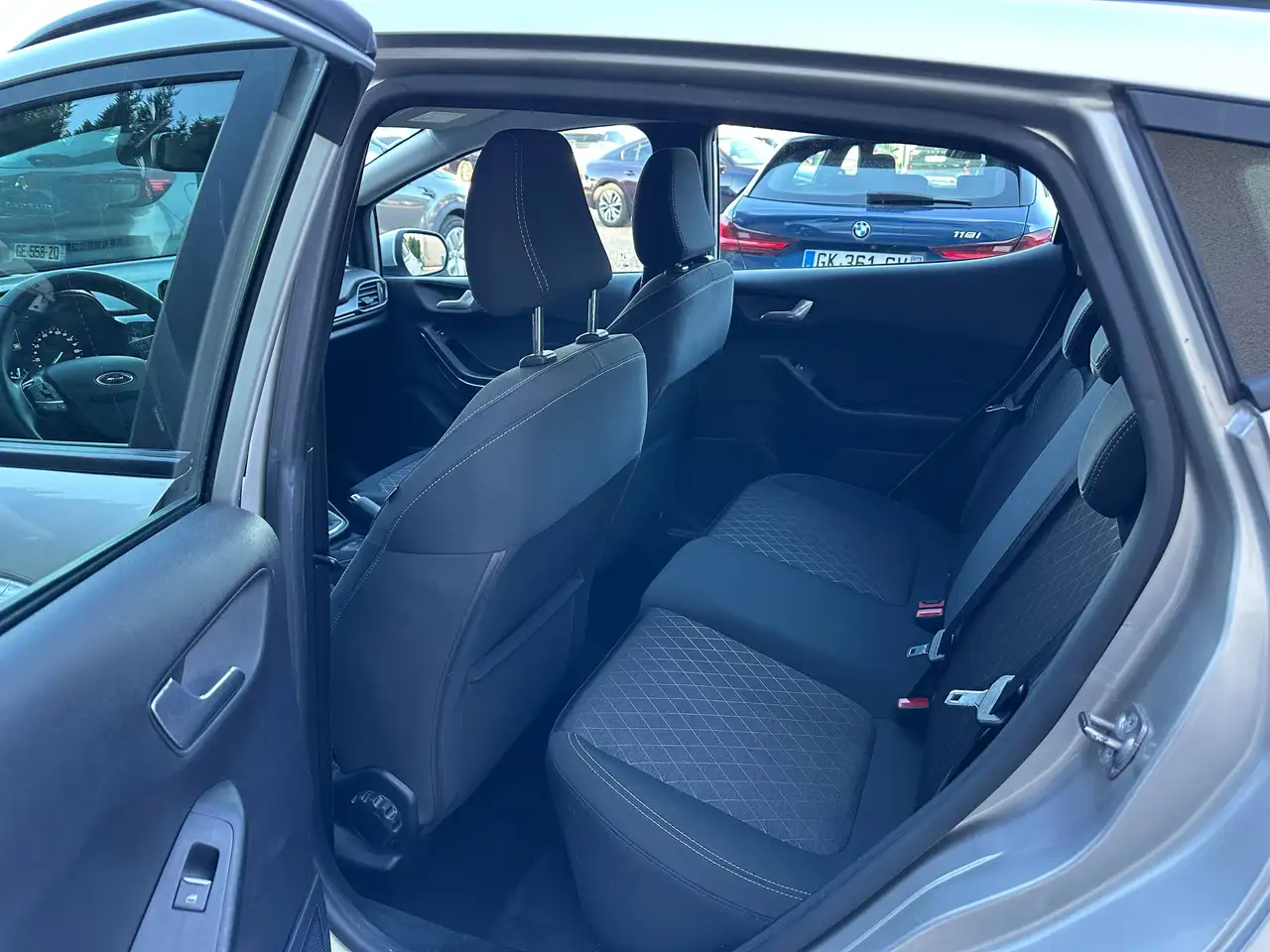 Ford Fiesta Active — photo 13