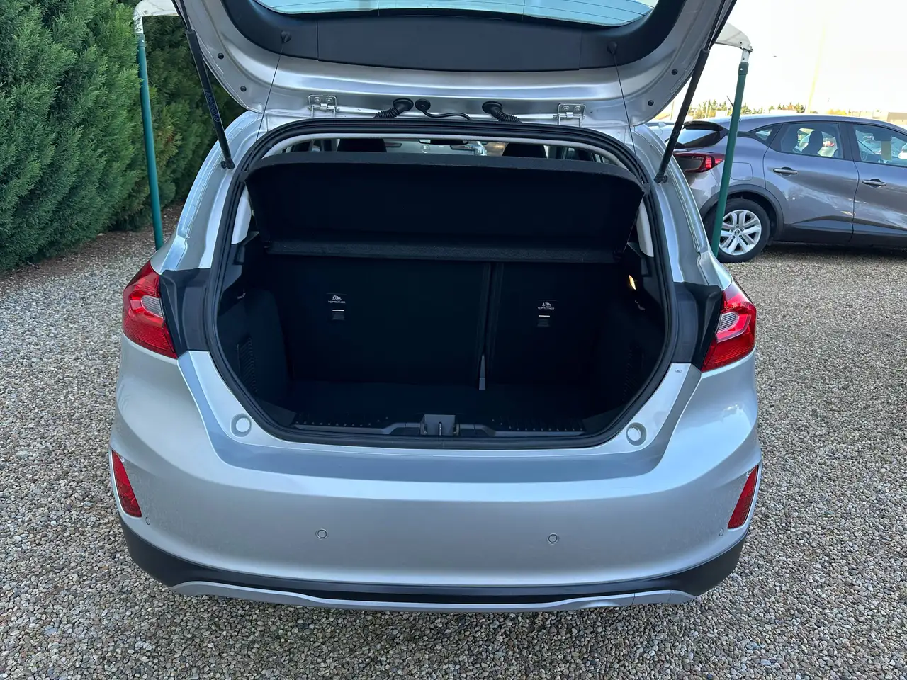 Ford Fiesta Active — photo 15