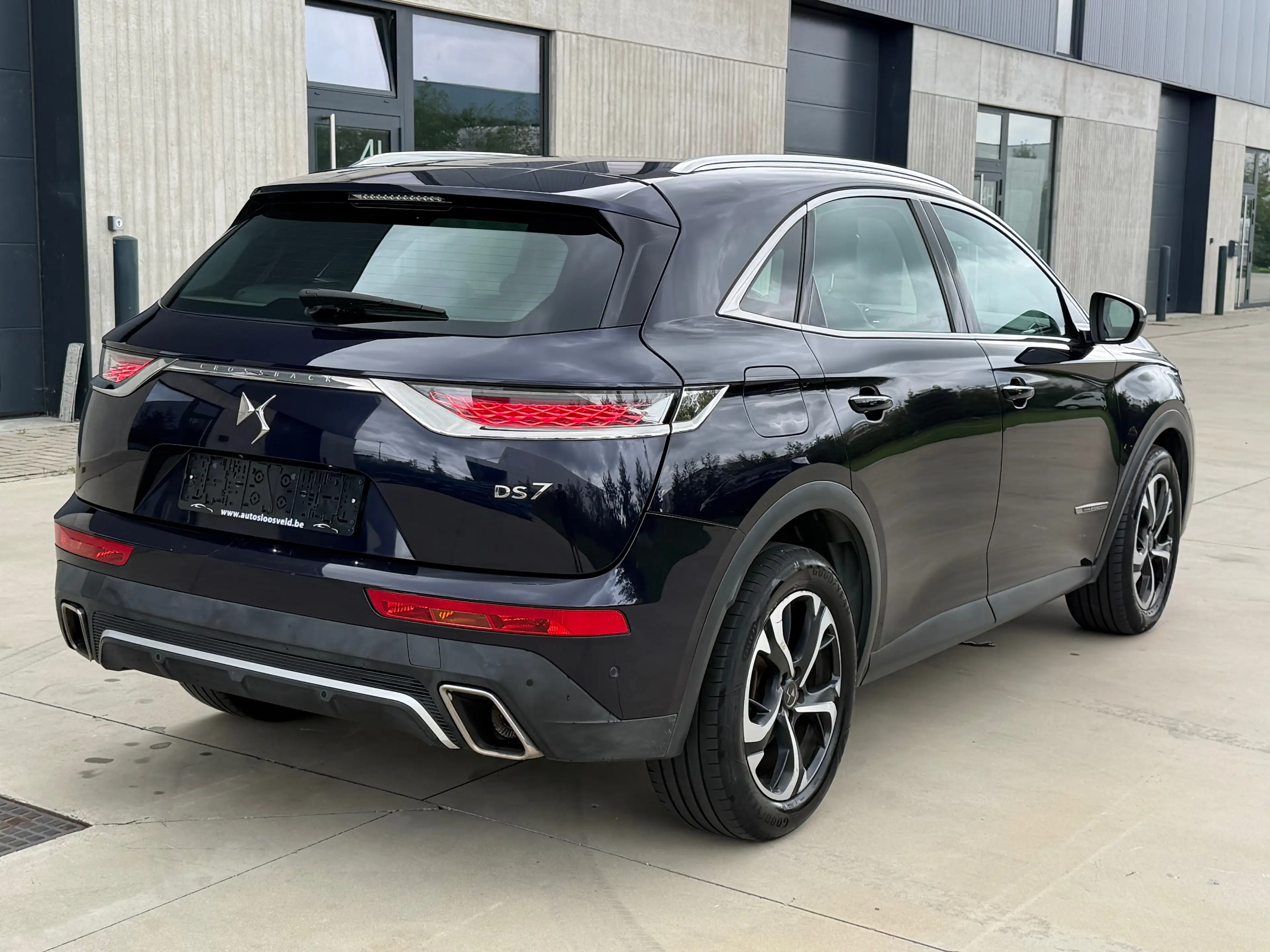 DS Automobiles DS 7 Crossback 1.6 PureTech OPERA Euro 6d/ CARPLAY/ CAM/ PANO/ LEDER — photo 4