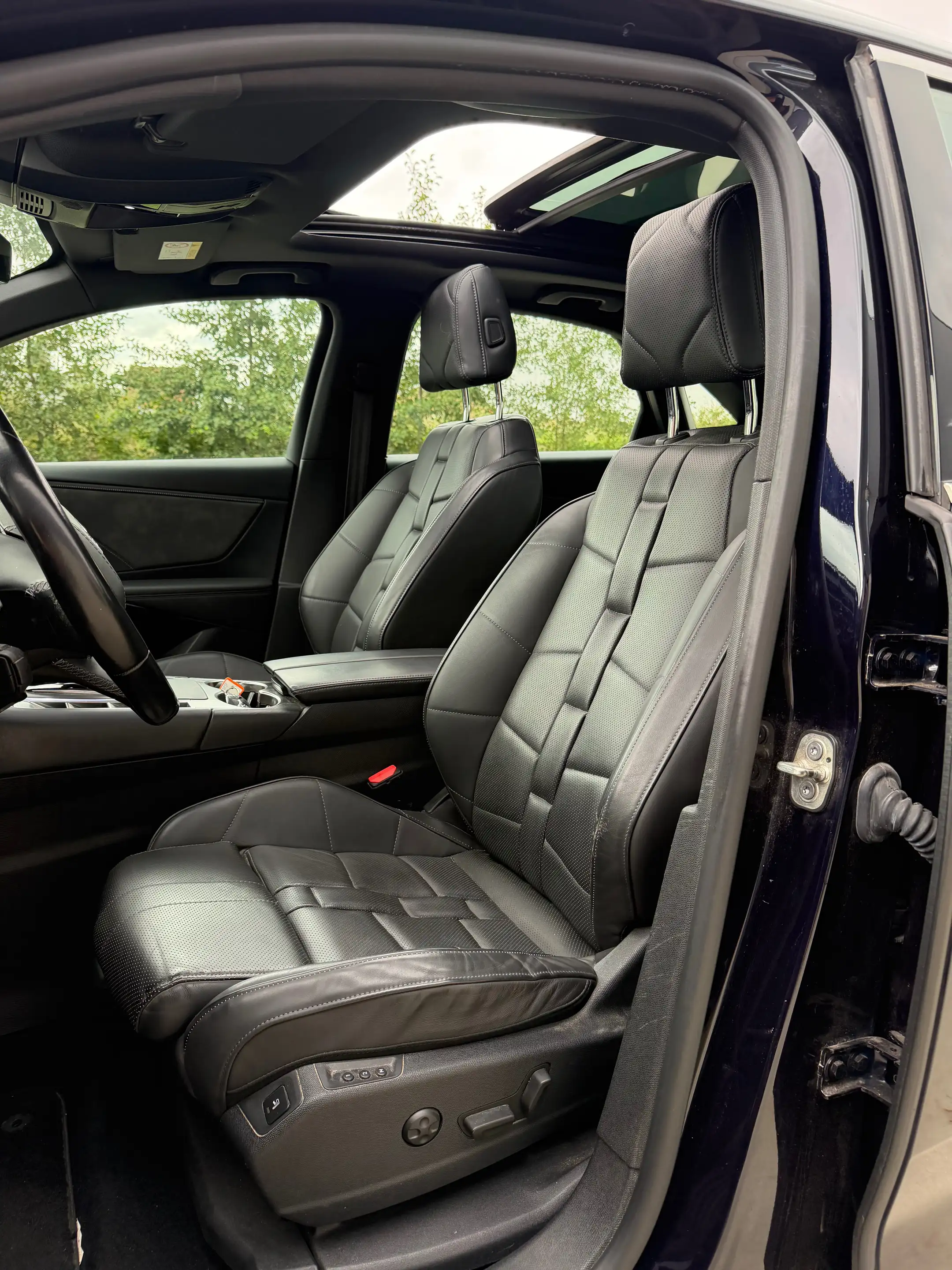 DS Automobiles DS 7 Crossback 1.6 PureTech OPERA Euro 6d/ CARPLAY/ CAM/ PANO/ LEDER — photo 7
