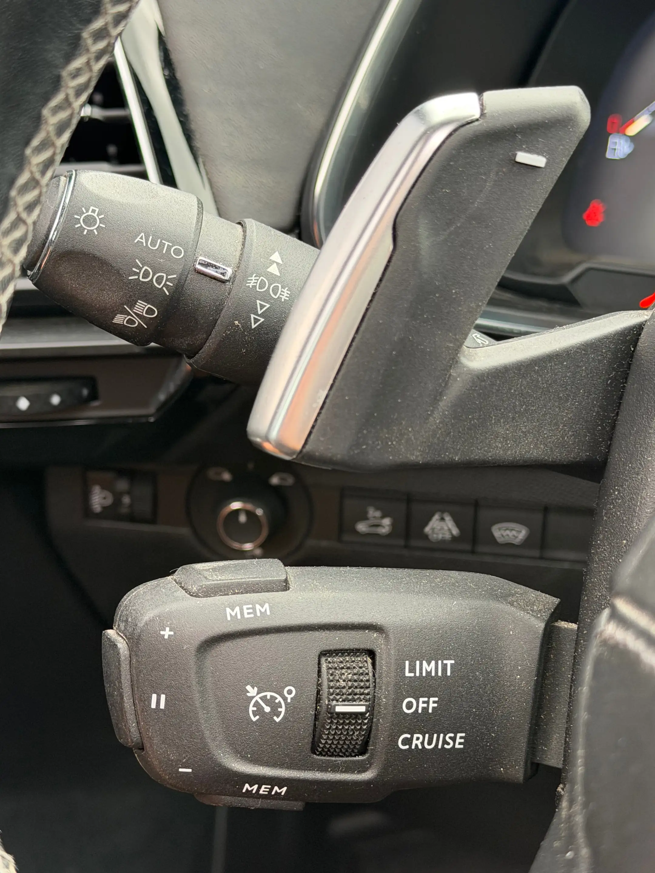 DS Automobiles DS 7 Crossback 1.6 PureTech OPERA Euro 6d/ CARPLAY/ CAM/ PANO/ LEDER — photo 12