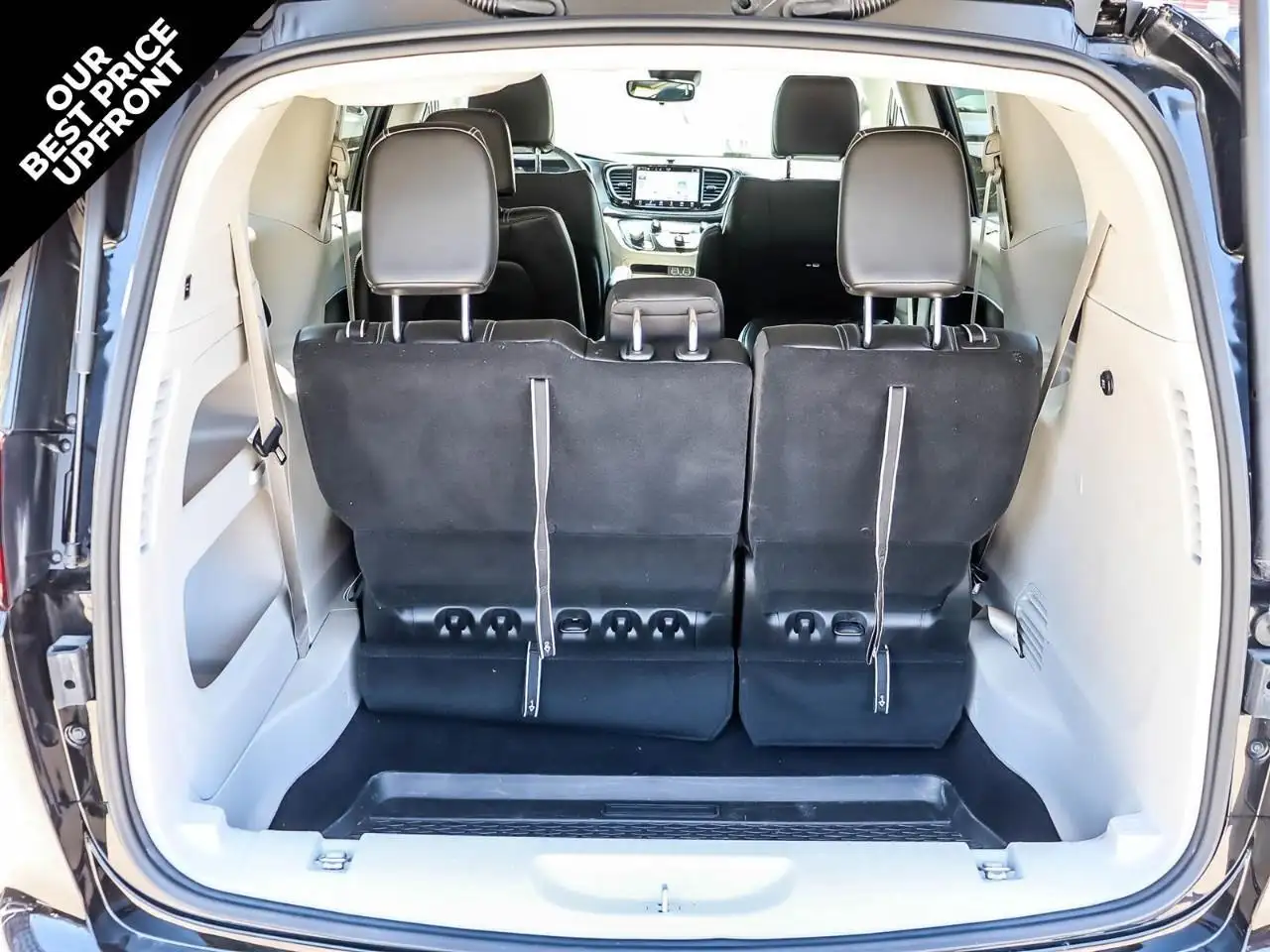 Chrysler Pacifica снимка Chrysler Pacifica