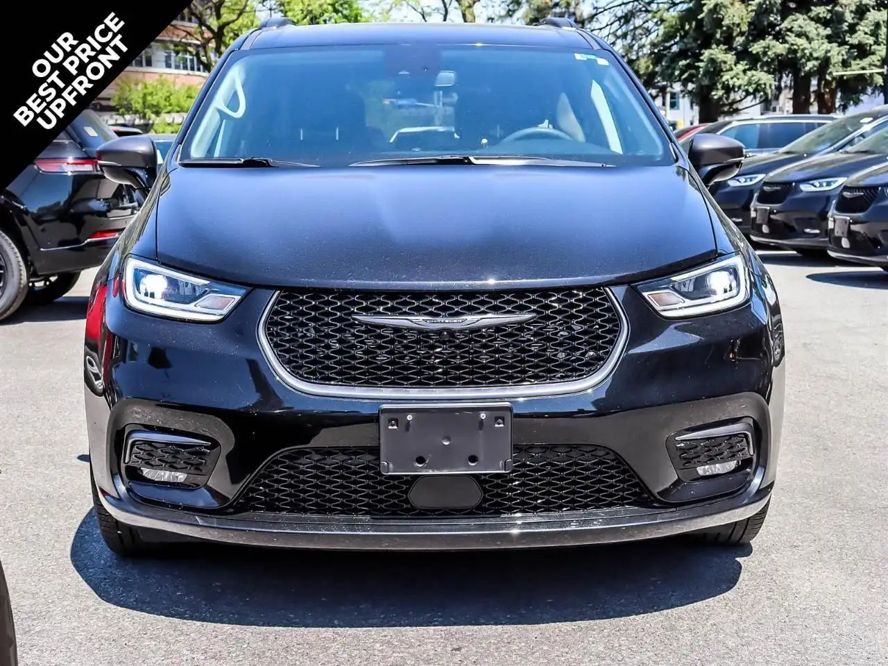 Chrysler Pacifica снимка Chrysler Pacifica