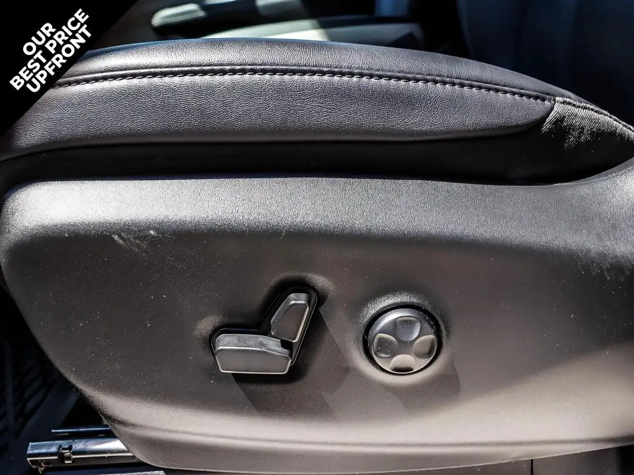 Chrysler Pacifica снимка Chrysler Pacifica