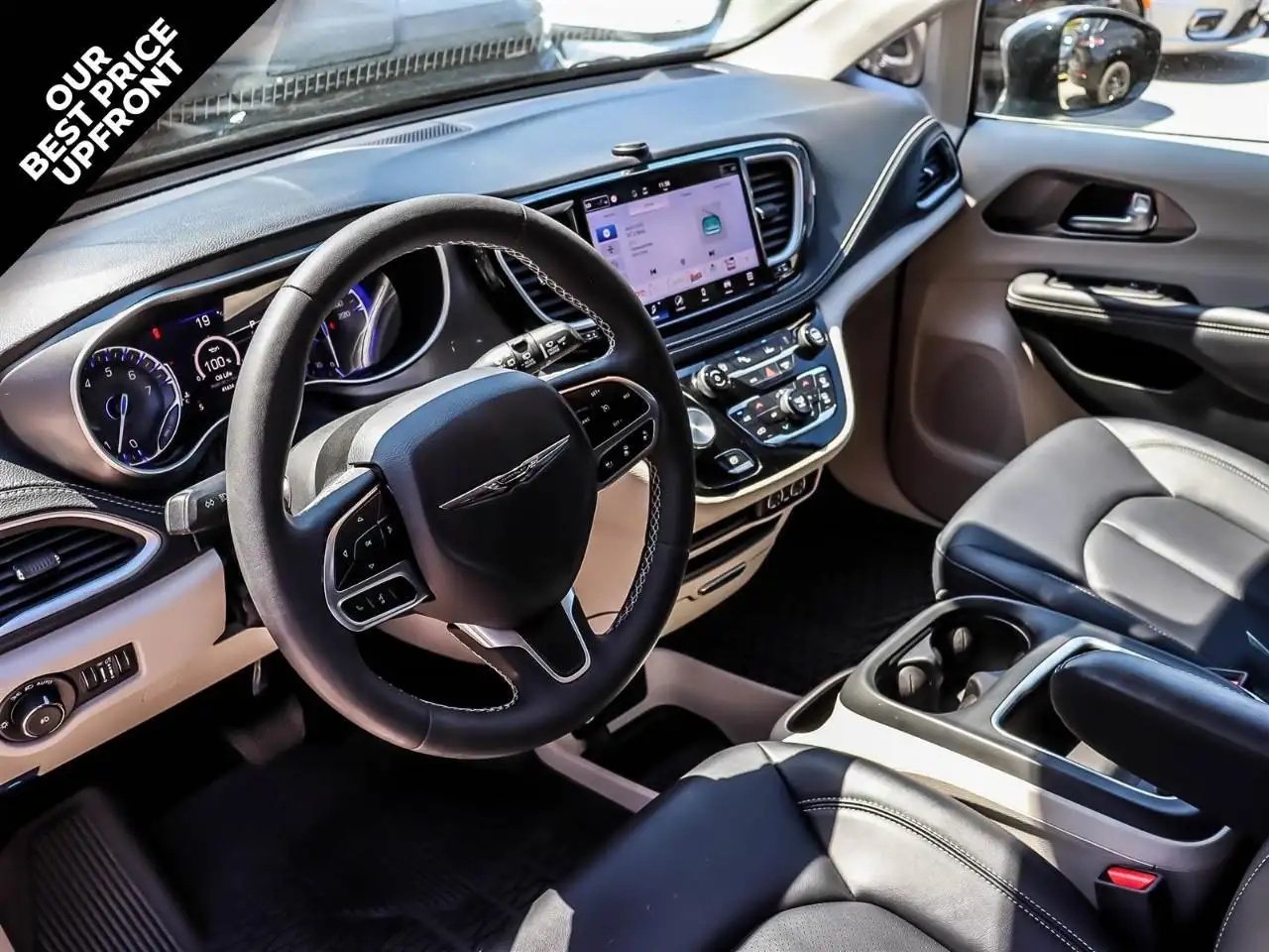 Chrysler Pacifica снимка Chrysler Pacifica
