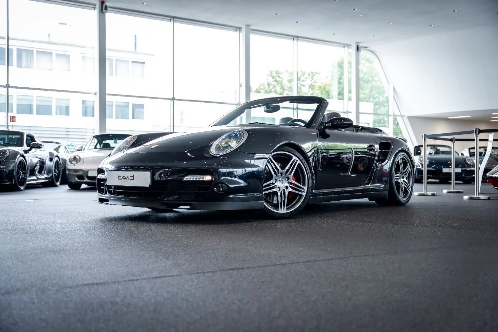 Porsche 997 .1 Turbo Cabrio *Chrono*Deutsch*Unfallfrei Noir - 2