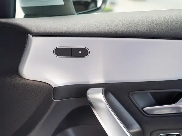 Mercedes-Benz A-Class view 12