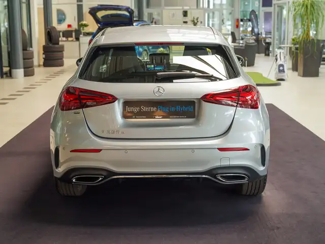 Mercedes-Benz A-Class view 4