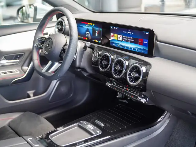 Mercedes-Benz A-Class view 11