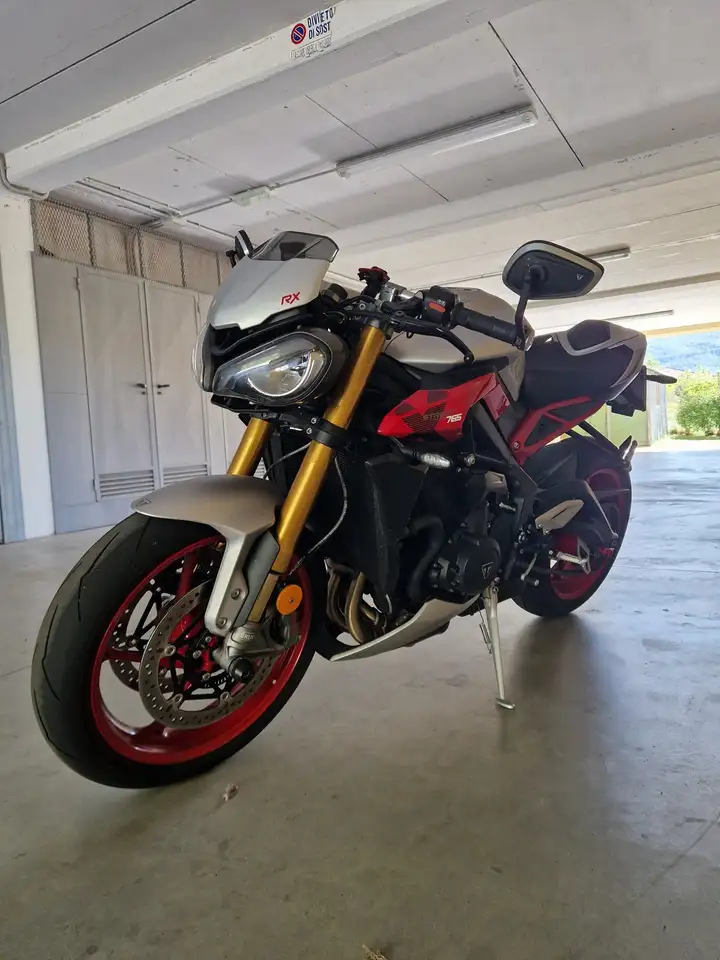 Triumph Street Triple RX