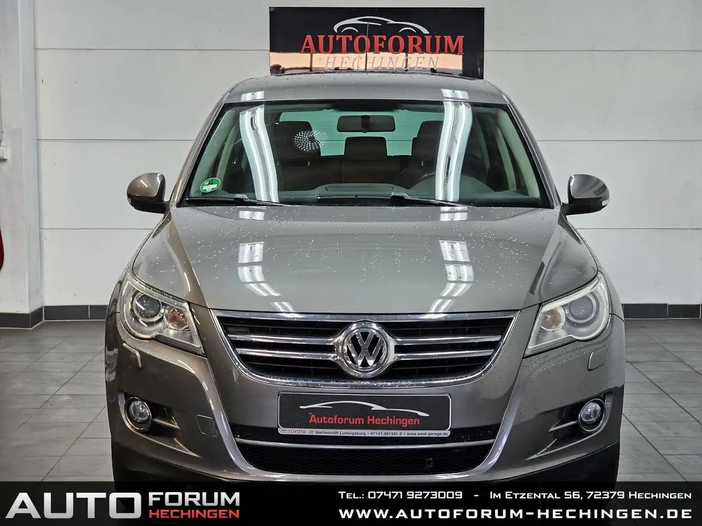 Volkswagen Tiguan Trend & Fun Grau - 2