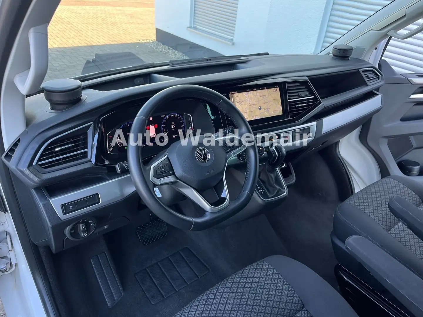 Volkswagen T6 California T6.1 California California Beach 4Motion 18" Blanc - 2