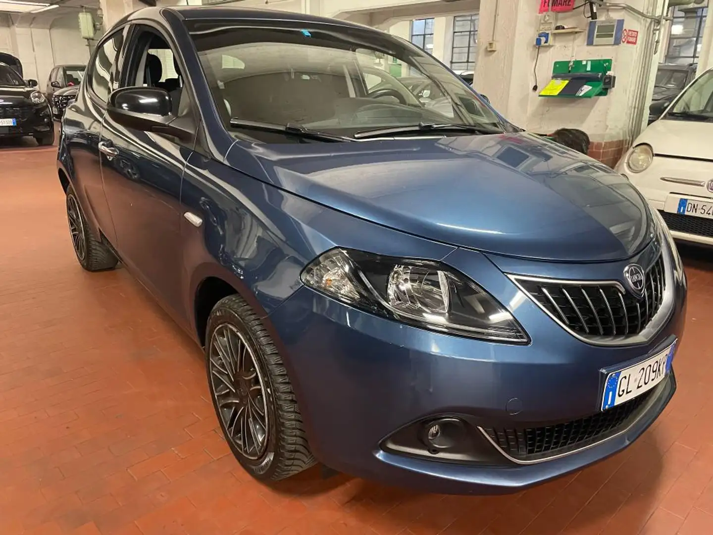 Lancia Ypsilon 1.2 Silver Gpl 69cv Blu/Azzurro - 1