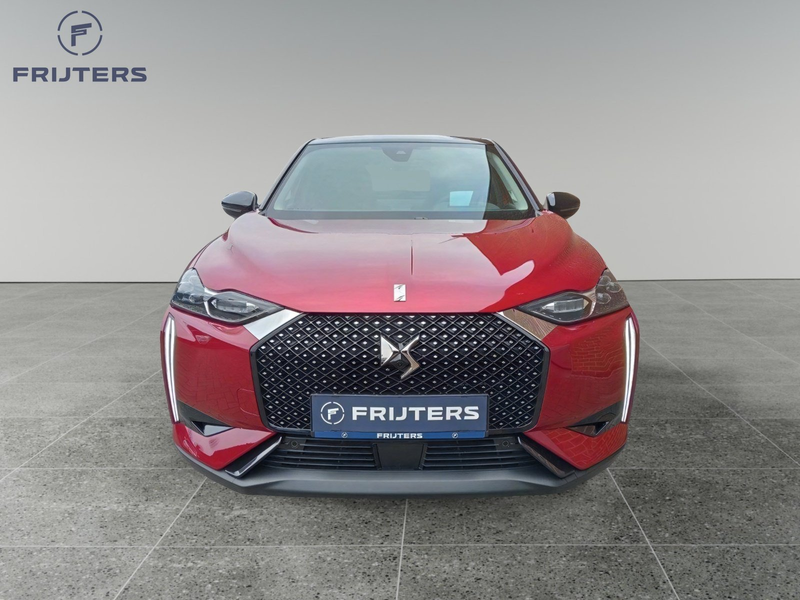 DS Automobiles DS 3 Opera E-TENSE — photo 2