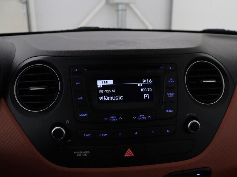 Hyundai i10 1.0i i-Motion Comfort | Stuur/stoel verwarming | A — photo 15