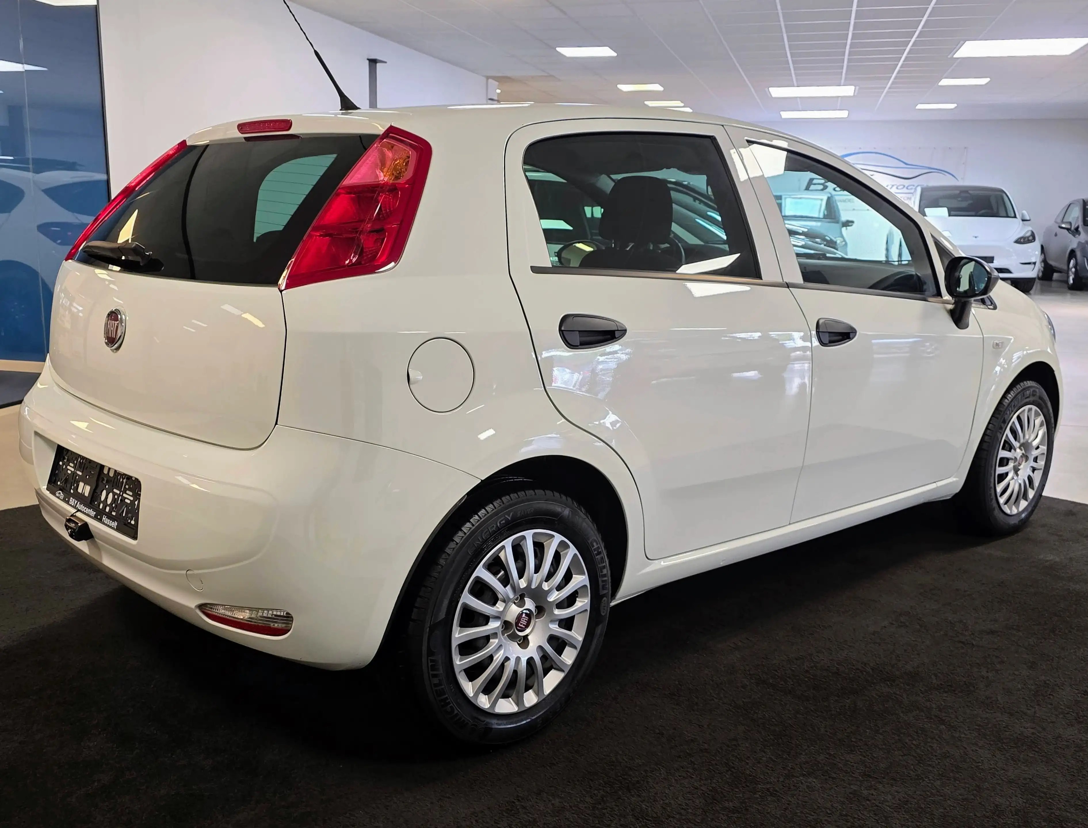 Fiat Punto Punto 1.2 Benzine / Camera / Digitale Airco — photo 7