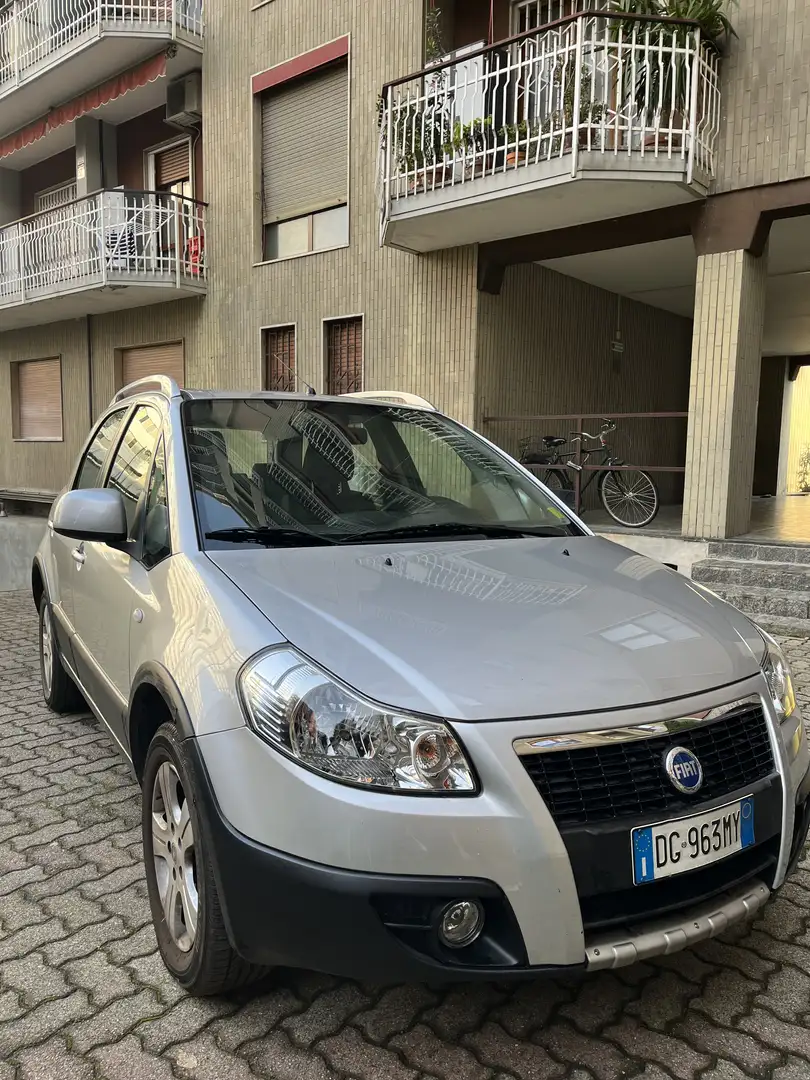 Fiat Sedici 1.6 16v Emotion 4x4 107cv - 1