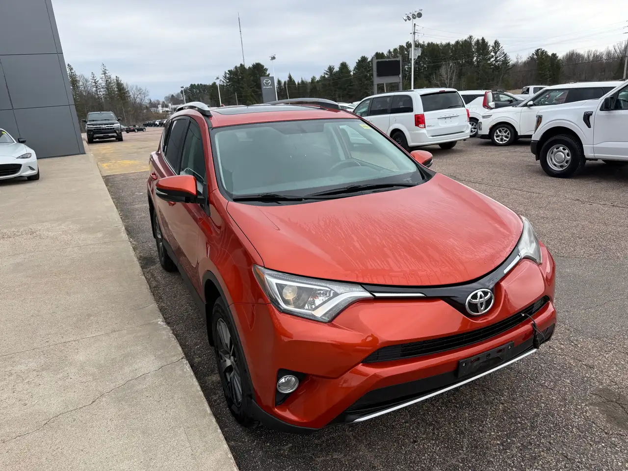 Toyota RAV 4 снимка Toyota RAV 4