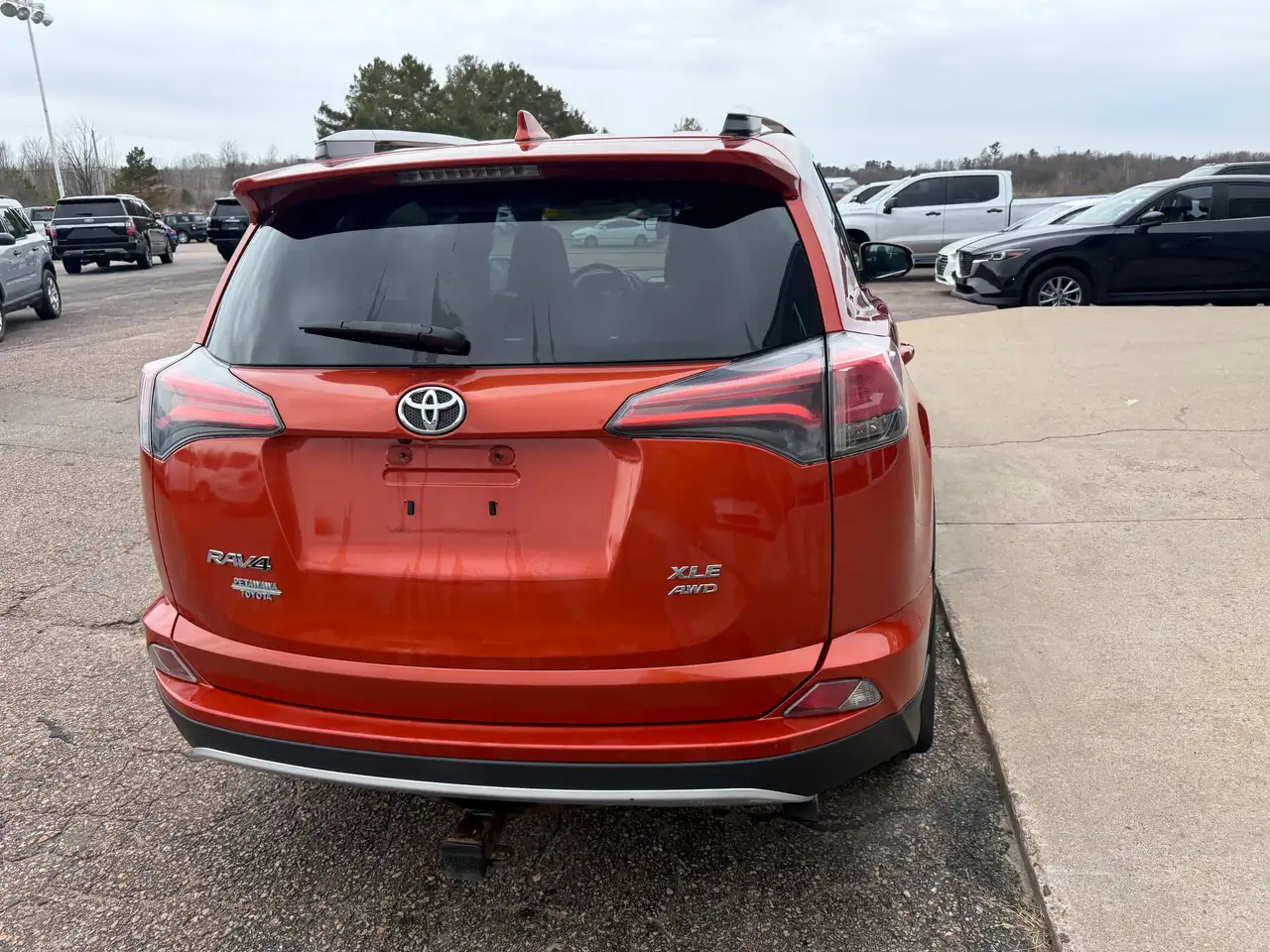 Toyota RAV 4 снимка Toyota RAV 4