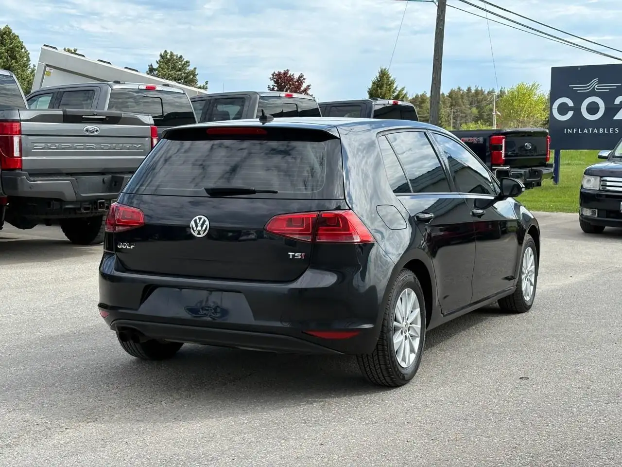Volkswagen Golf photo Volkswagen Golf