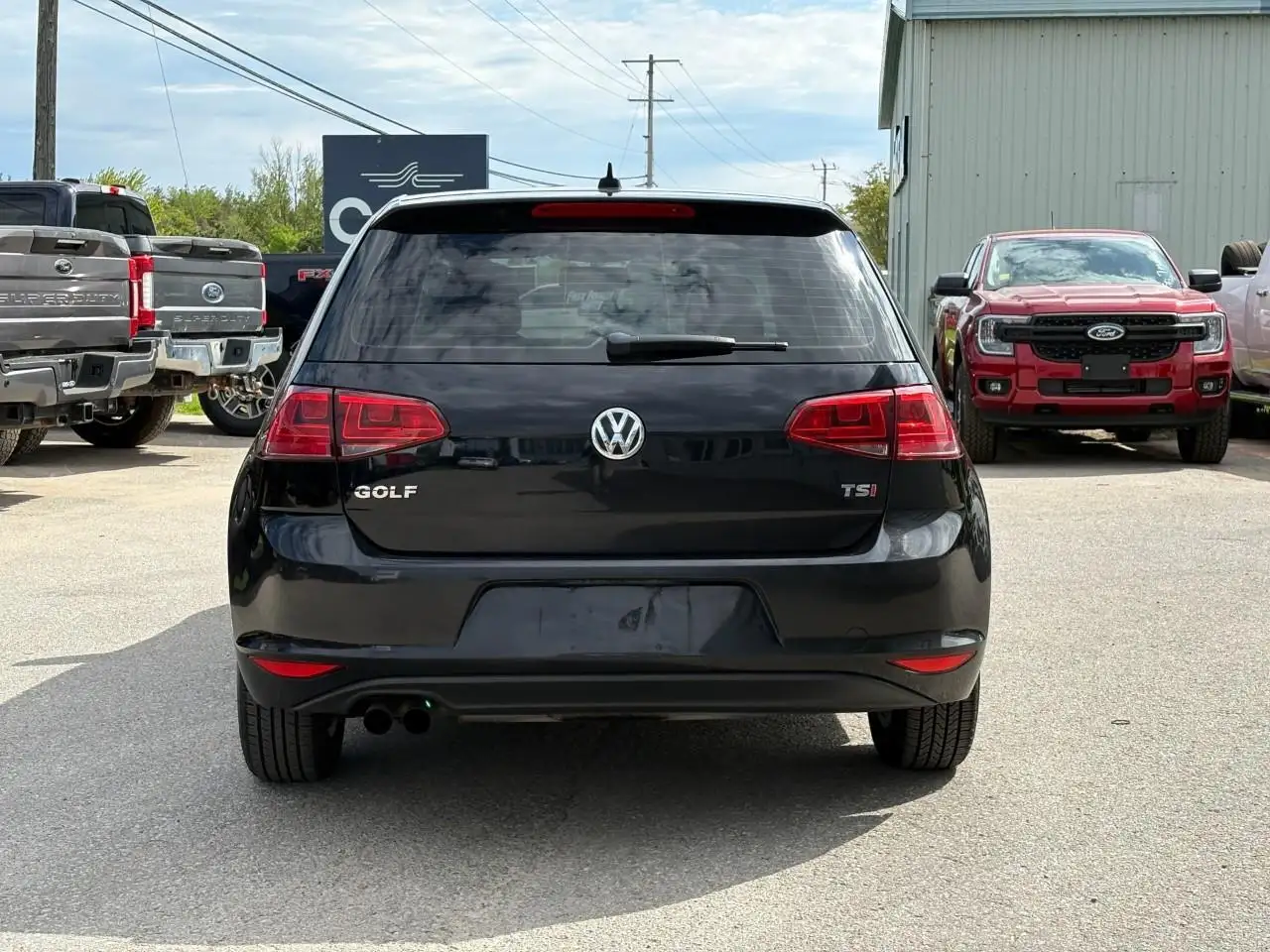 Volkswagen Golf photo Volkswagen Golf