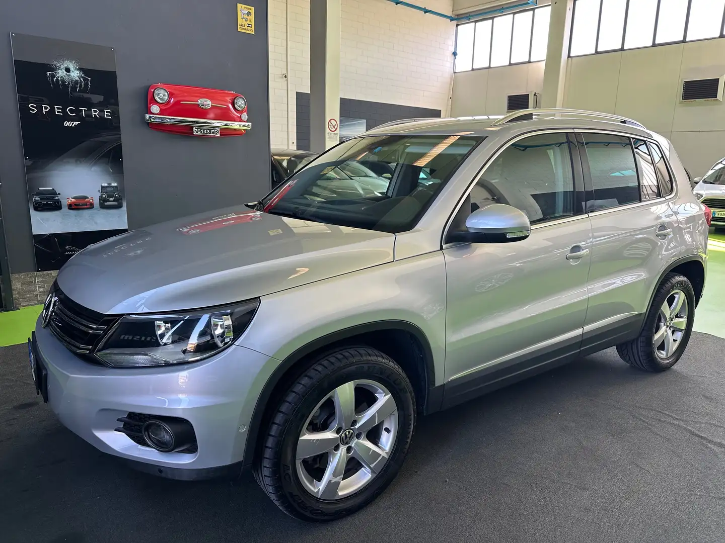 Volkswagen Tiguan 2.0 tdi Sport 140cv 4Motion Restyling Manuale Argento - 1