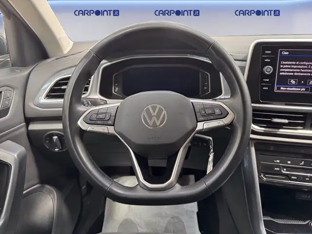 Volkswagen T-Roc view 13