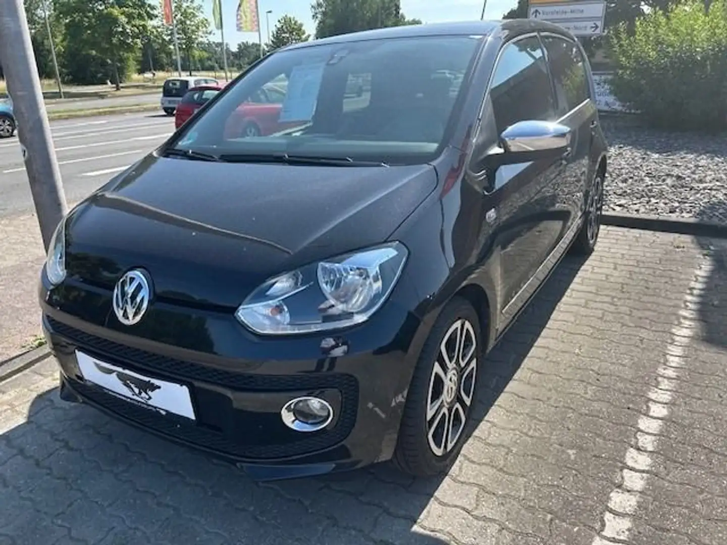 Volkswagen up! high up! Pano,Klima,Temp,Nebel,Navi Schwarz - 2