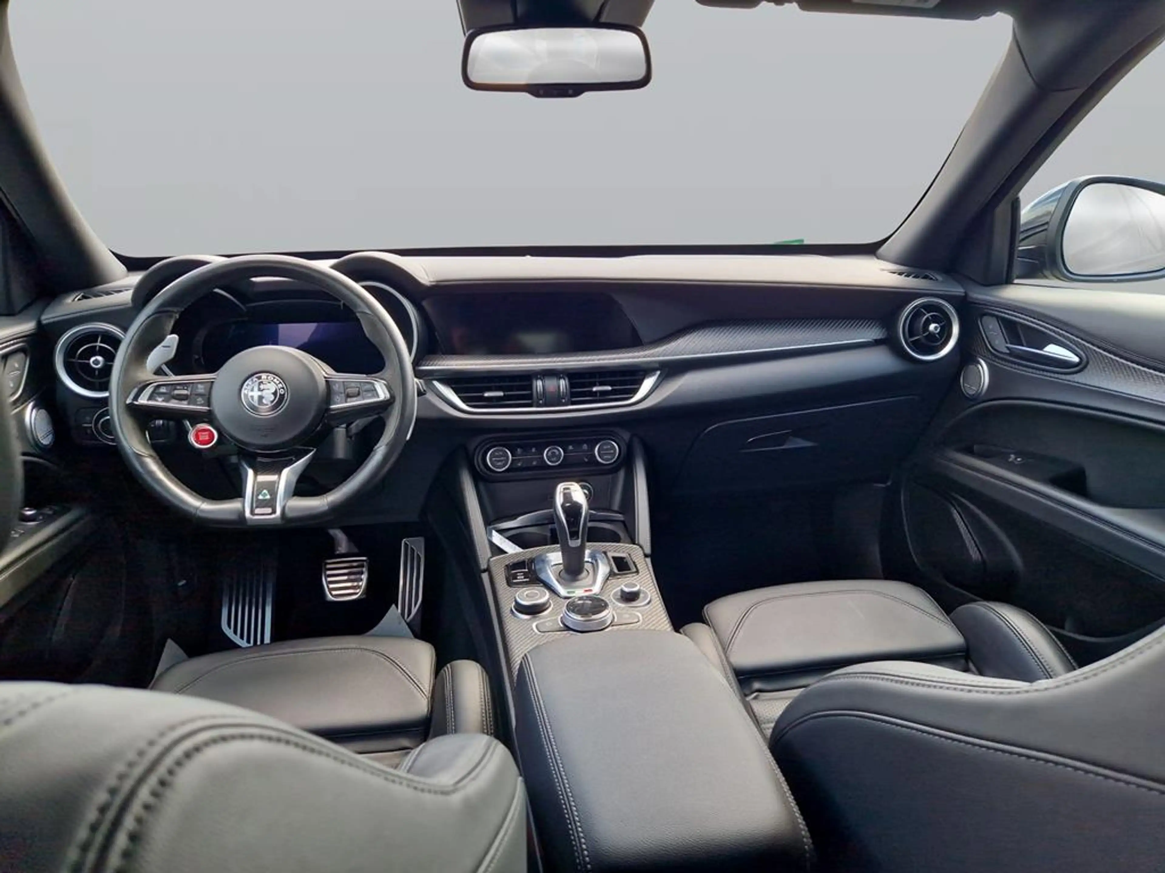 Alfa Romeo Stelvio Quadrifoglio MY24 QUADRIFOGLIO 2.9 V6 Bi-Turbo 382 — photo 10