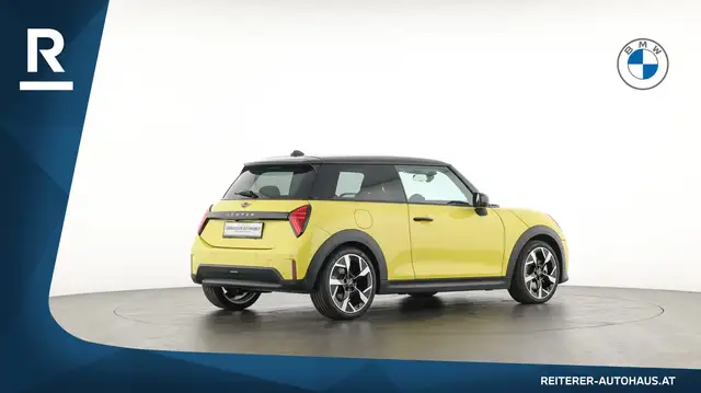 Mini Cooper Cooper view 6