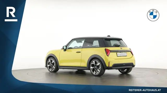 Mini Cooper Cooper view 4