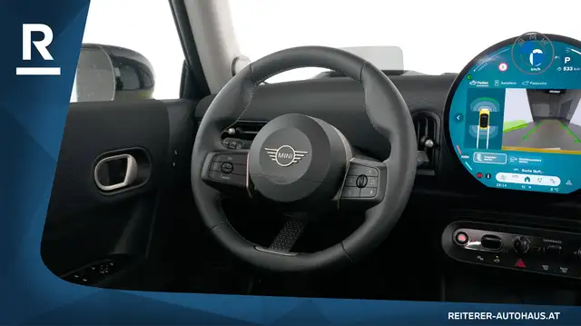 Mini Hatch view 16