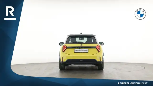 Mini Cooper Cooper view 5