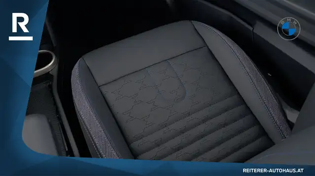Mini Hatch view 25