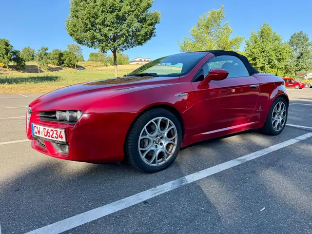 Alfa Romeo Spider 2.4 JTDM Q-Tronic AUT/ALU/PDC/KLIMA/SHZ