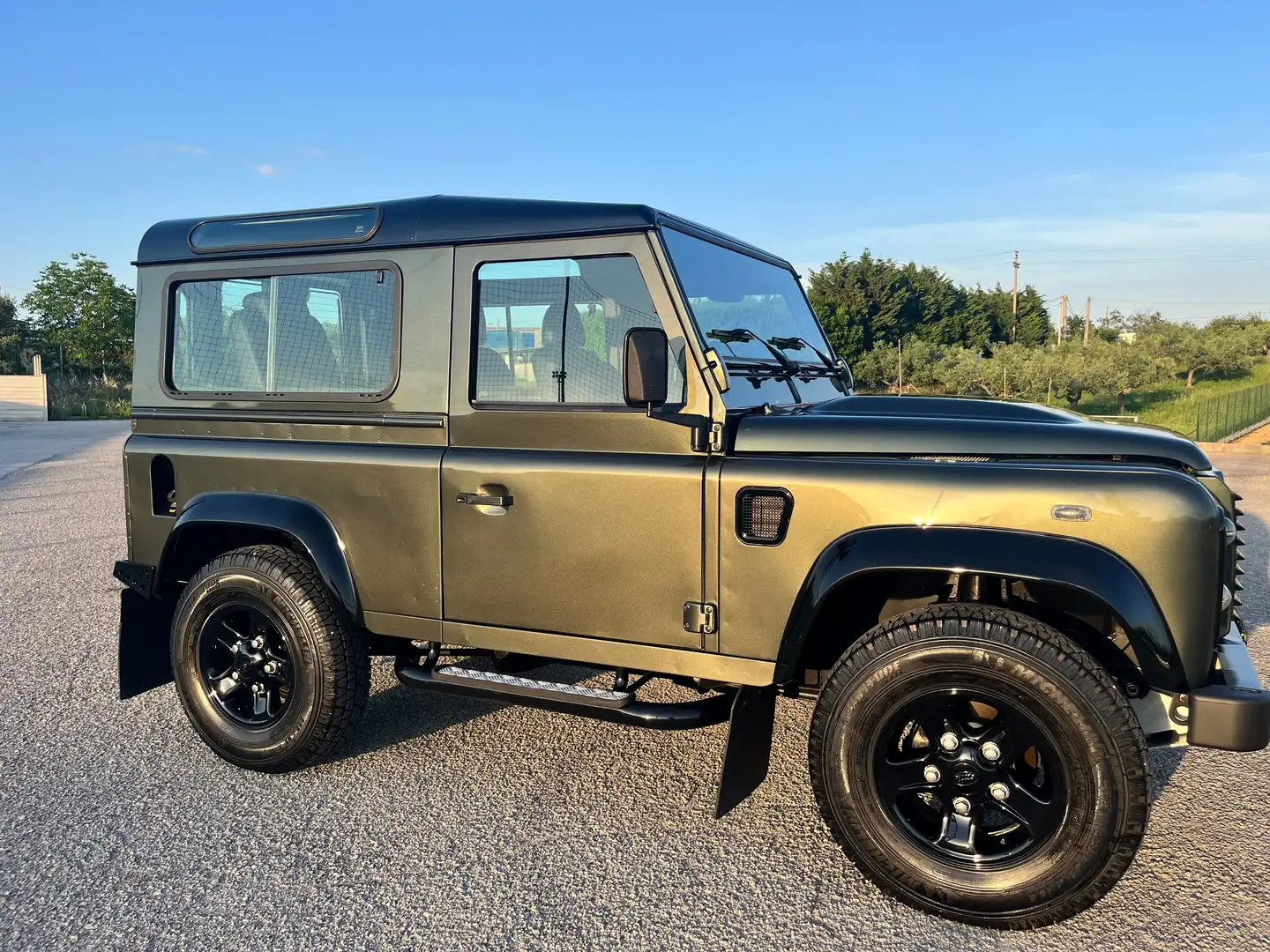 Land Rover Defender Defender VI 2007 90 90 2.4 td SE SW Verde - 2
