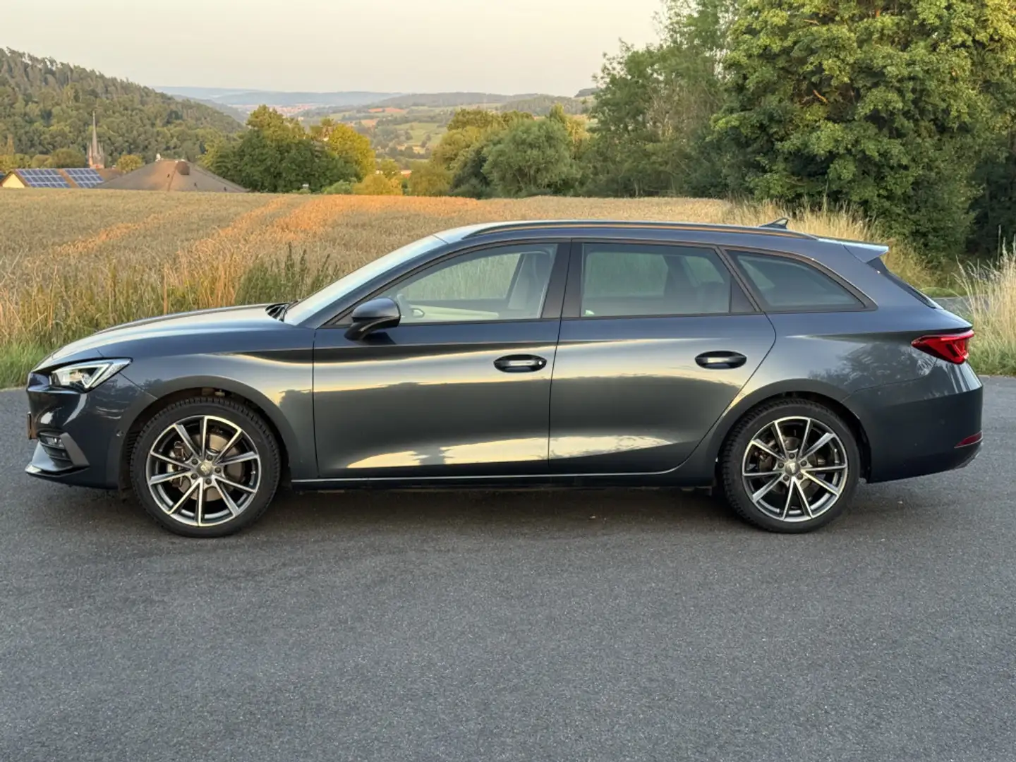 SEAT Leon 2.0 TDI,Sportpaket,Sitzheizung,Kamera,Navi Gris - 2