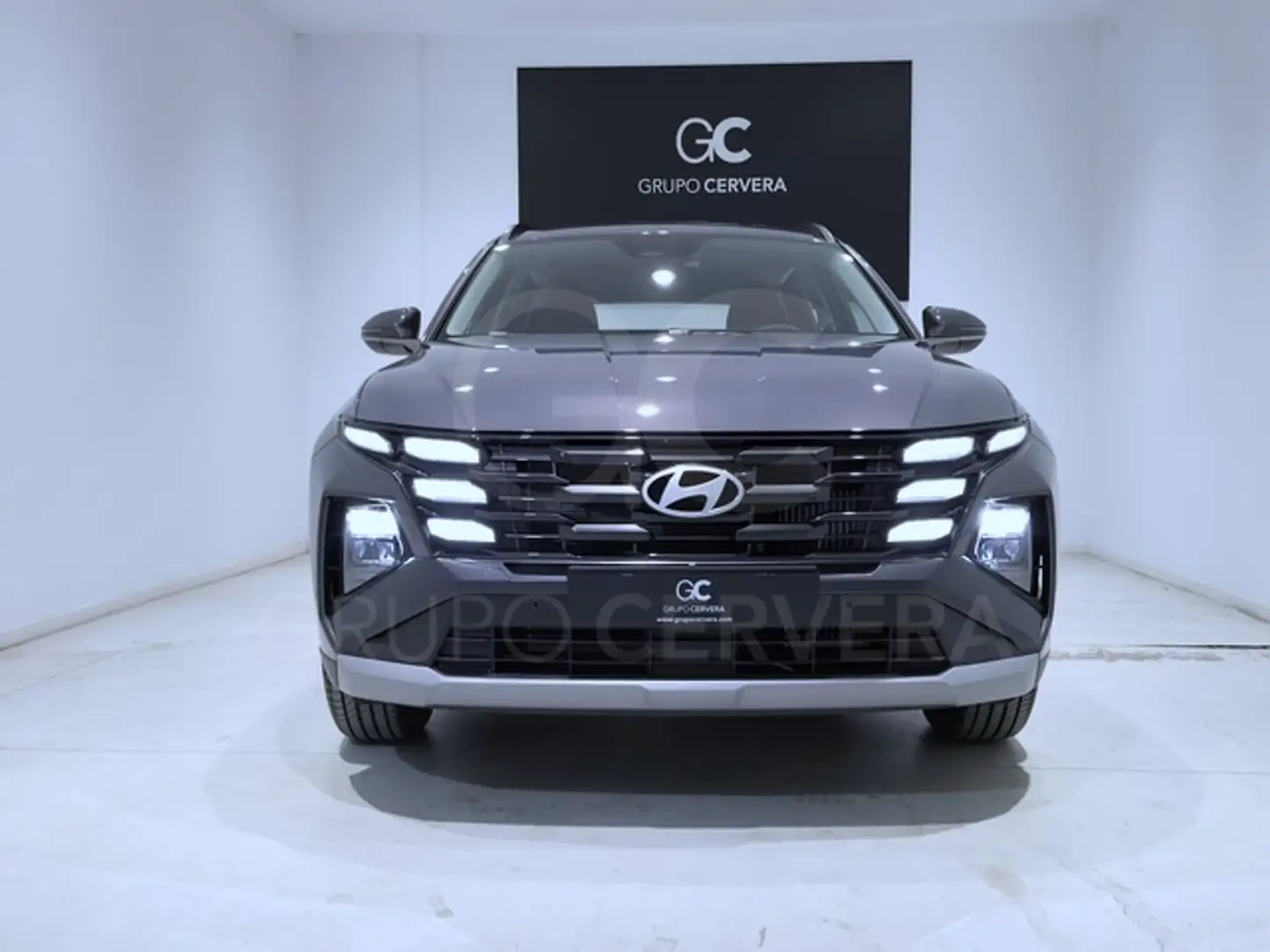 Hyundai TUCSON 1.6 T Maxx Gris - 2