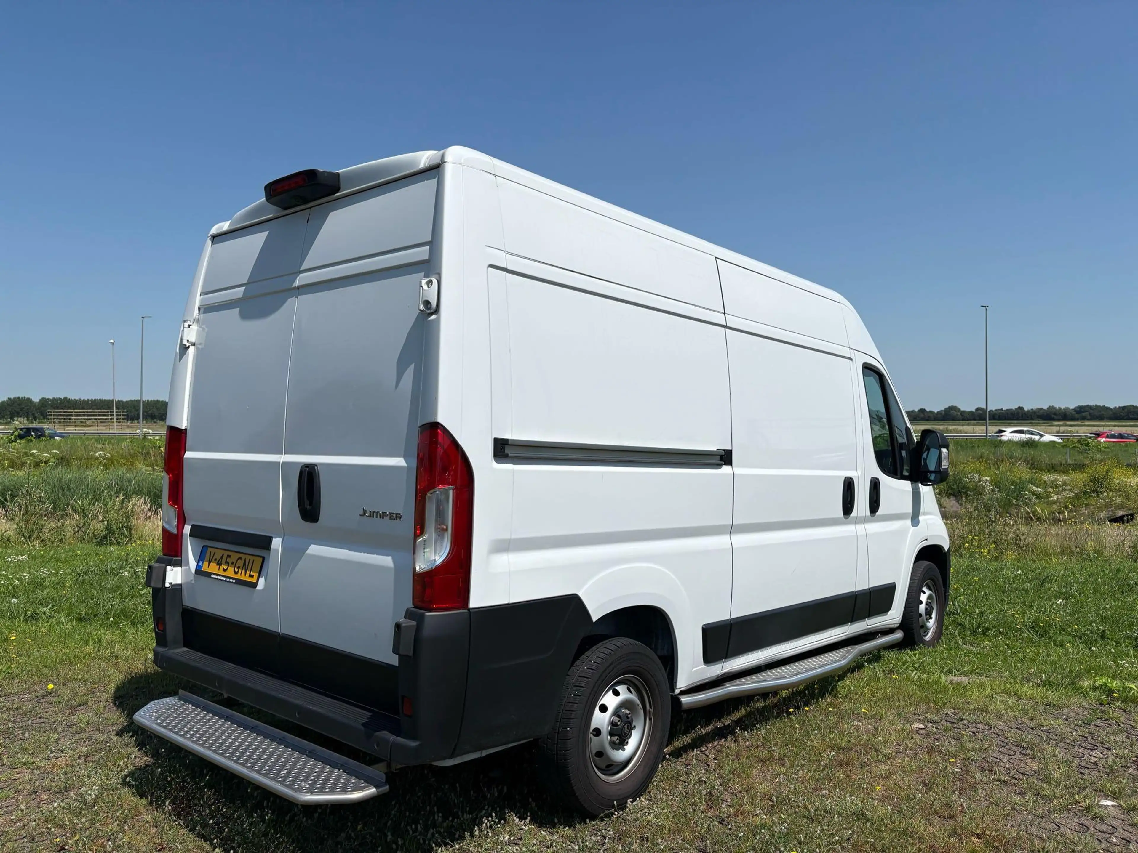 Citroen Jumper 2.2 BlueHDi 120 S&S L2H2 3.3t — photo 6