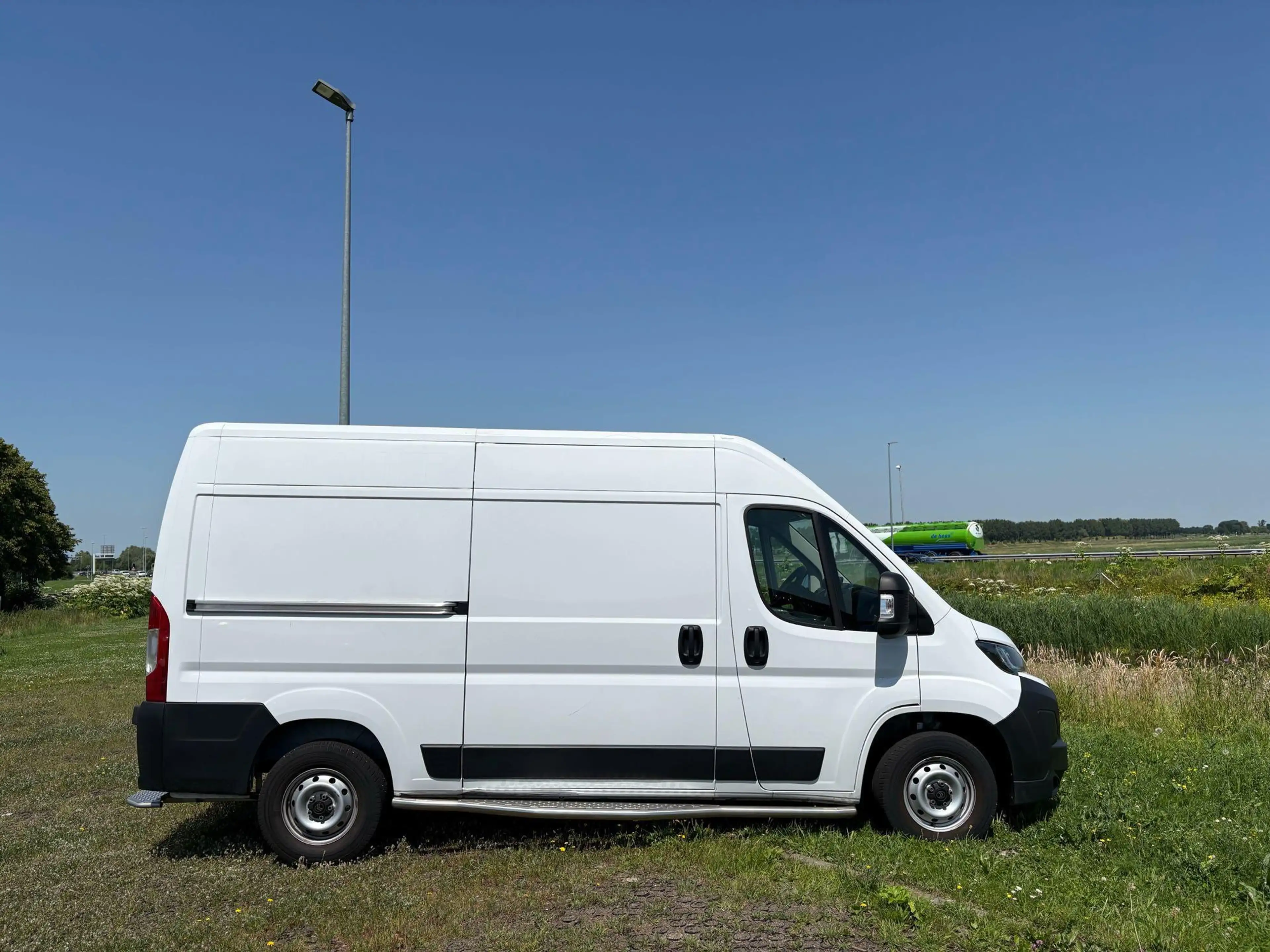 Citroen Jumper 2.2 BlueHDi 120 S&S L2H2 3.3t — photo 5