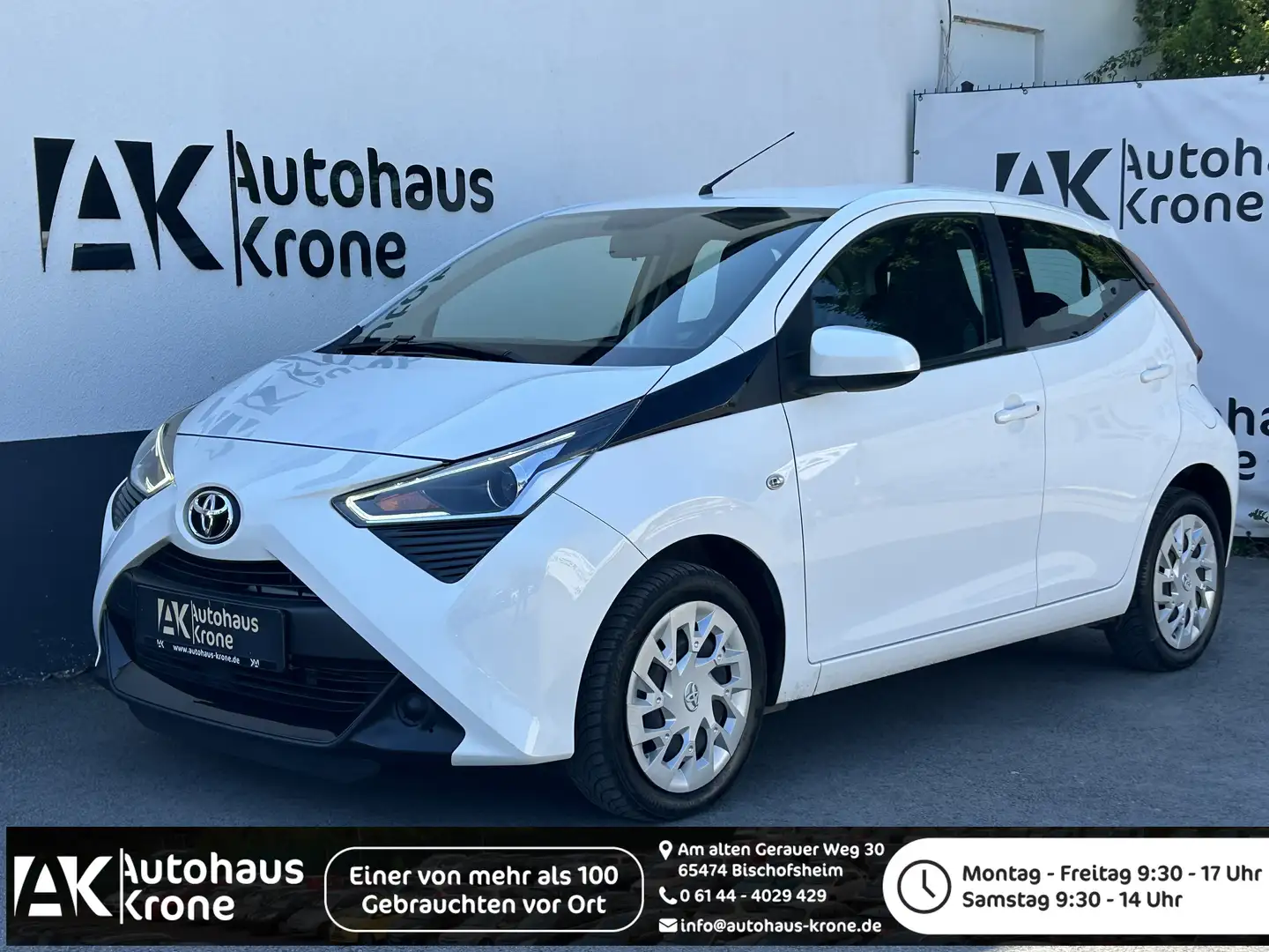 Toyota Aygo 1.0 x-Play *5-TÜRER*KAMERA*SHZ* KLIMA*CARPLAY*ANDR Weiß - 1