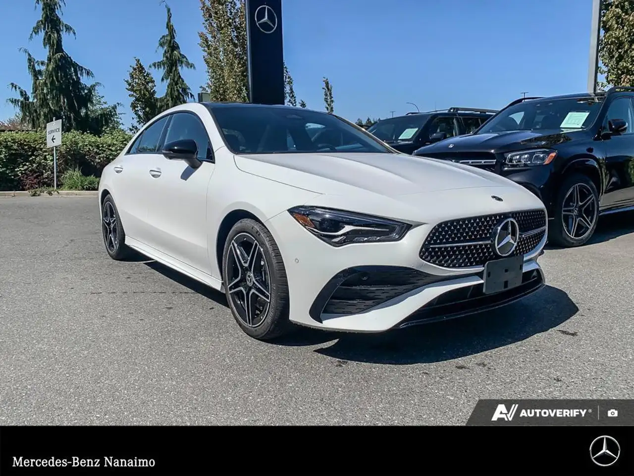 Mercedes-Benz CLA снимка Mercedes-Benz CLA