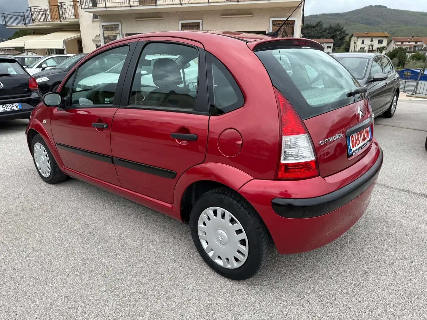 Citroen C3 1.1 Exclusive Rosso - 2