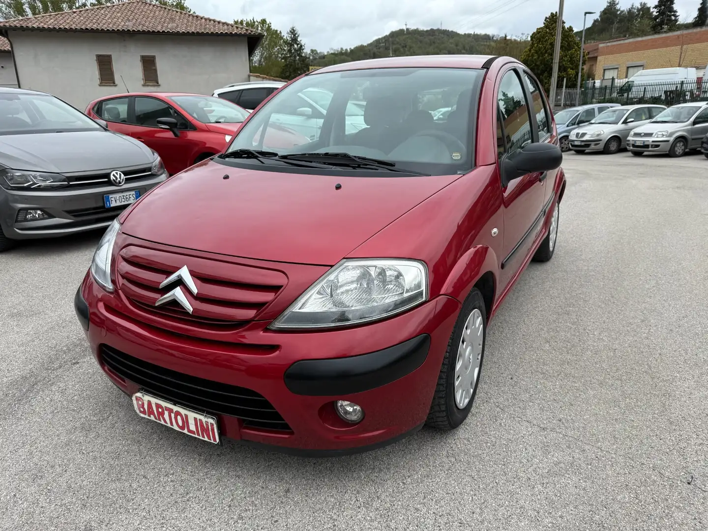 Citroen C3 1.1 Exclusive Rosso - 1