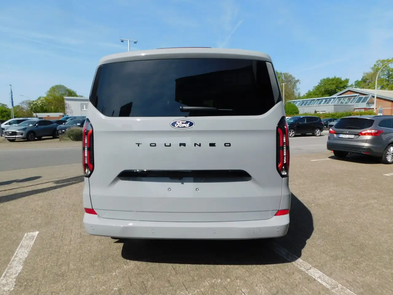 Ford Tourneo Custom 2.0 L2 Autom Titanium X AHK/360° 6