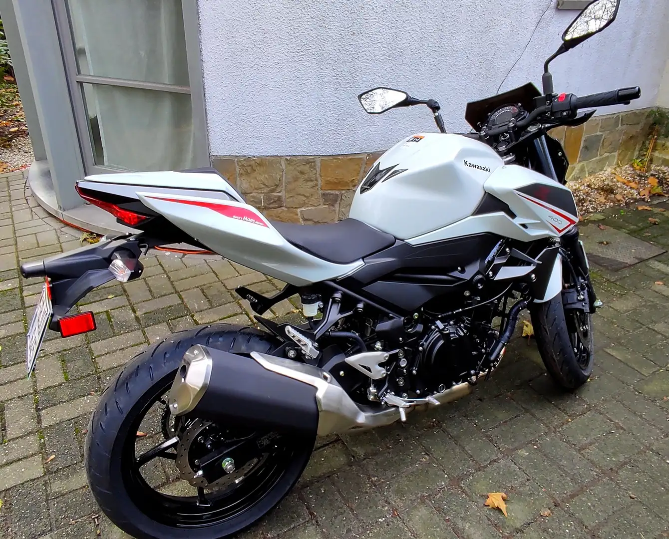 Kawasaki Z 400 Sport (2023) Белый - 2