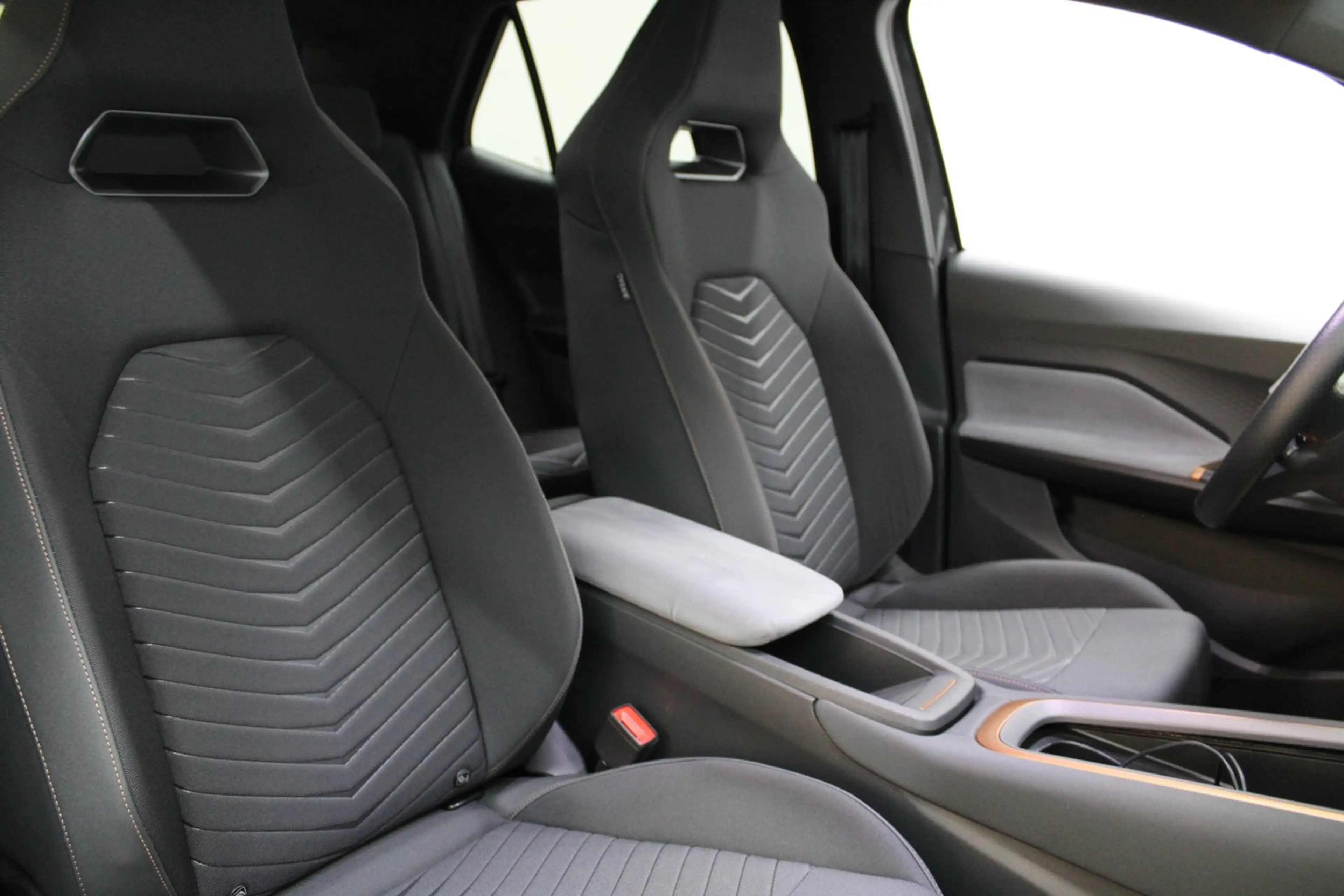 CUPRA Born 58/62 e-Boost 170kW/231PS — photo 9