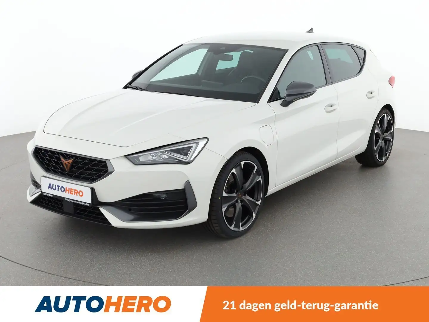 CUPRA Leon 1.4 e-HYBRID VZ White - 1