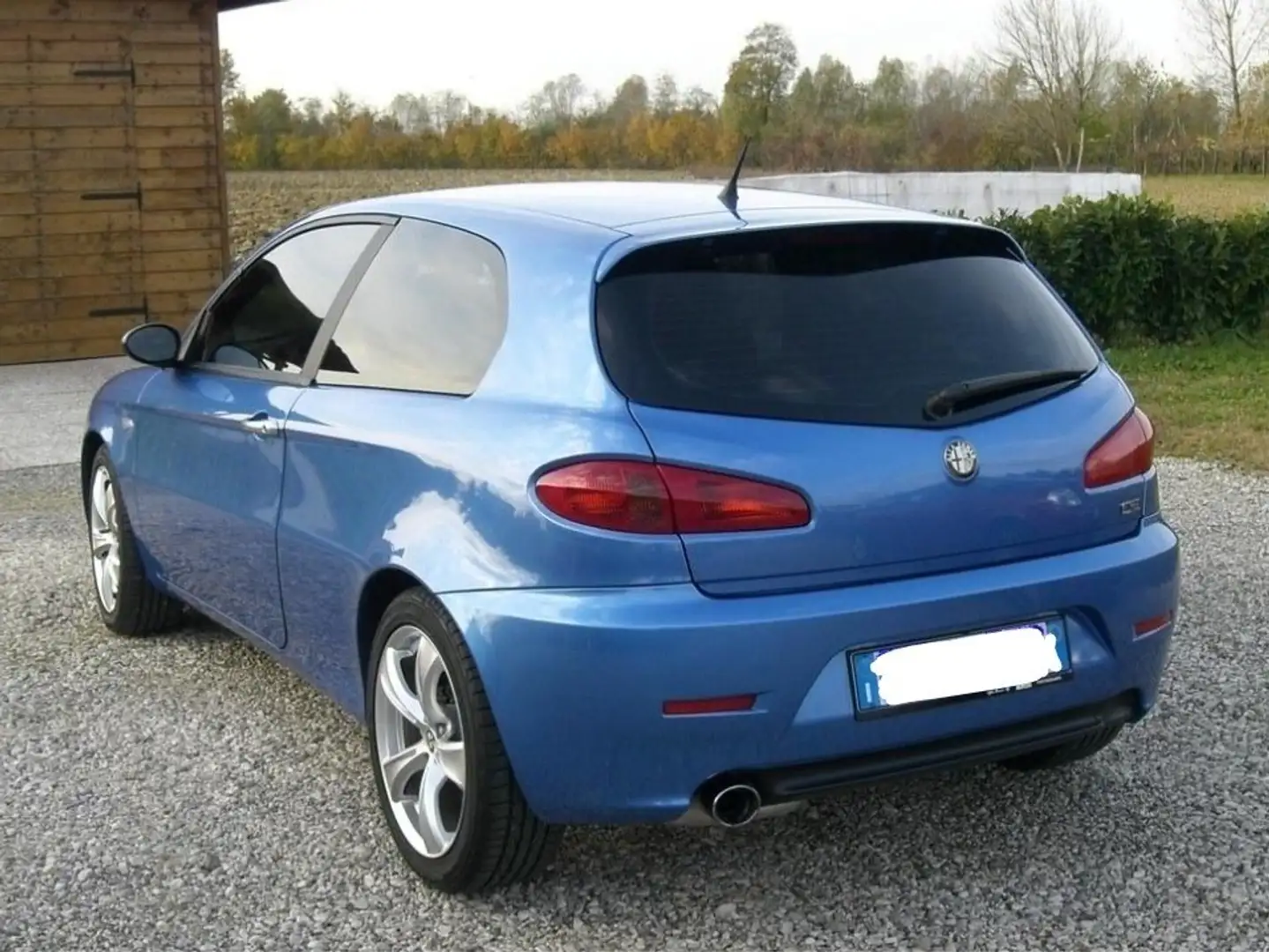 Alfa Romeo 147 3p 1.9 jtd mjt Q2 150cv Blauw - 2