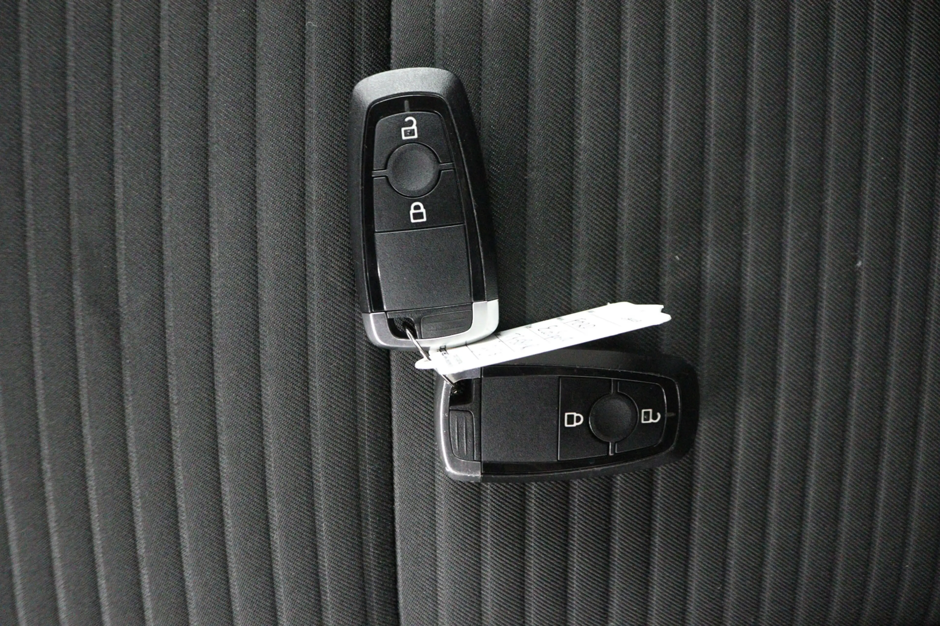 Ford EcoSport 1.0 Ecoboost 125 pk Titanium Winterpakket/ECC/DAB/ — photo 9